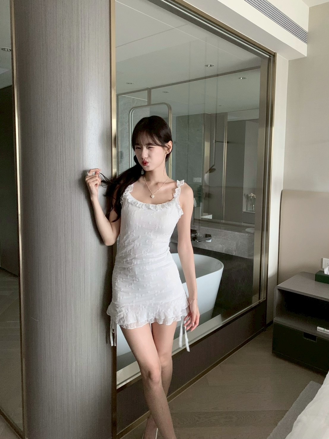 7E542D33-8E3D-44C5-8B2C-6C4517342E5C