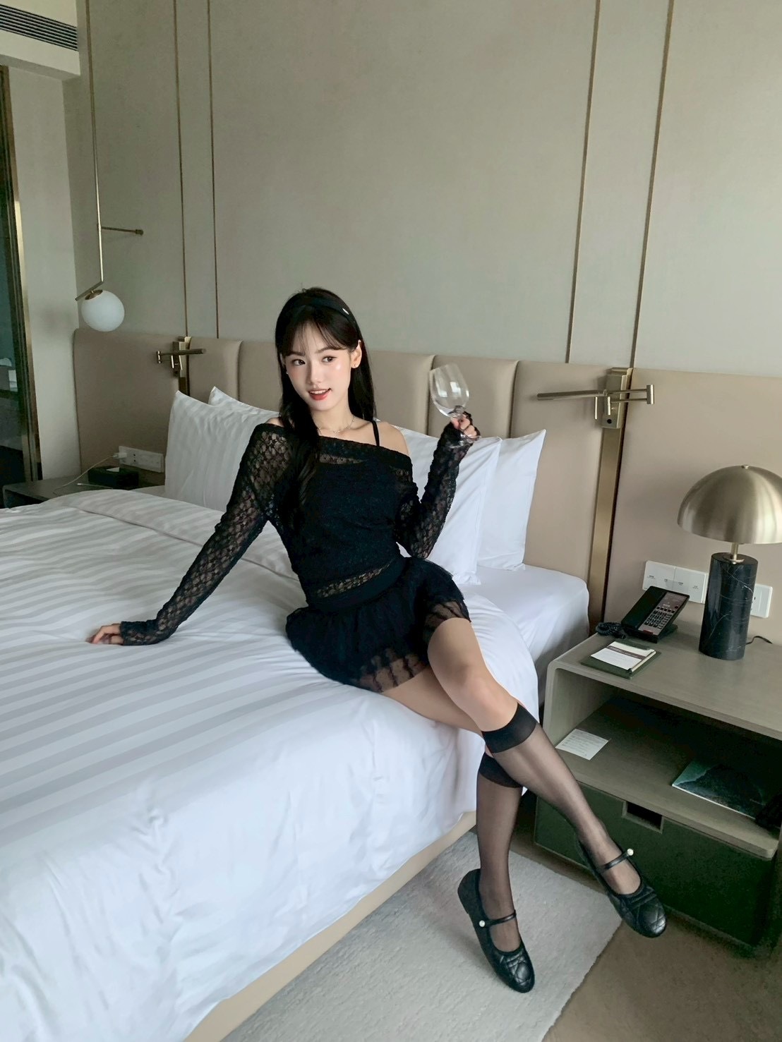 2A91E6F8-7648-47F5-9574-A817B2CEA4F3