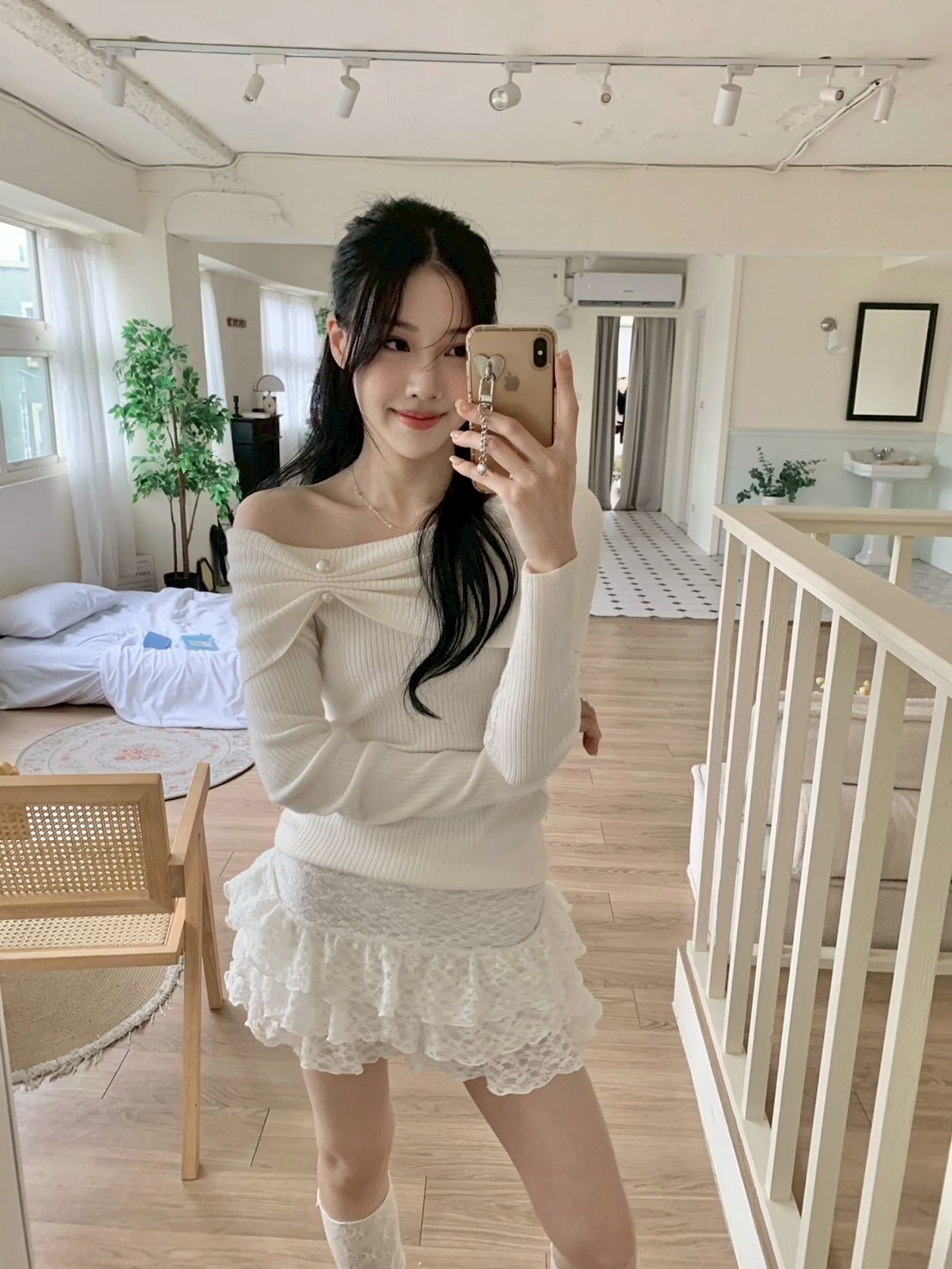 C56B8999-9E8D-492B-B327-64BF802AB86B