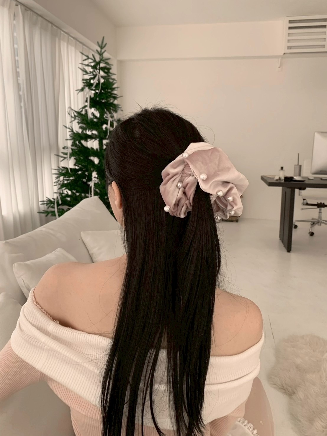 8CC27200-6C81-4809-A222-3C1D2B959C66