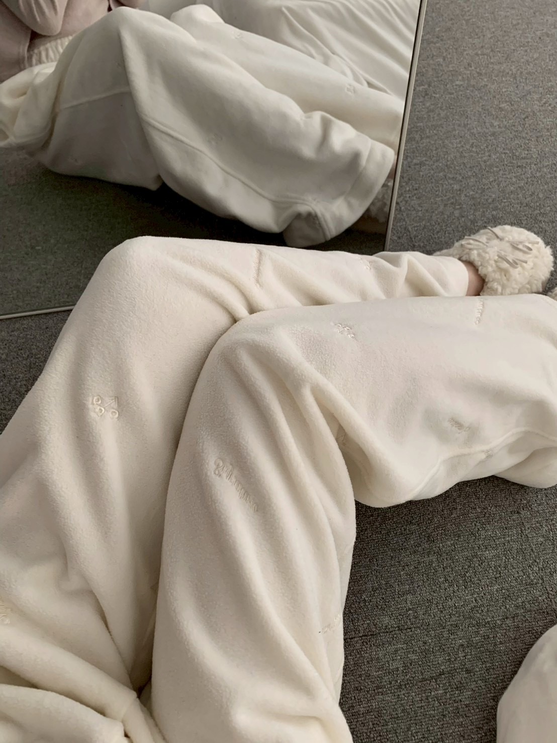 5E422362-5150-40F2-928B-D5259B952E70