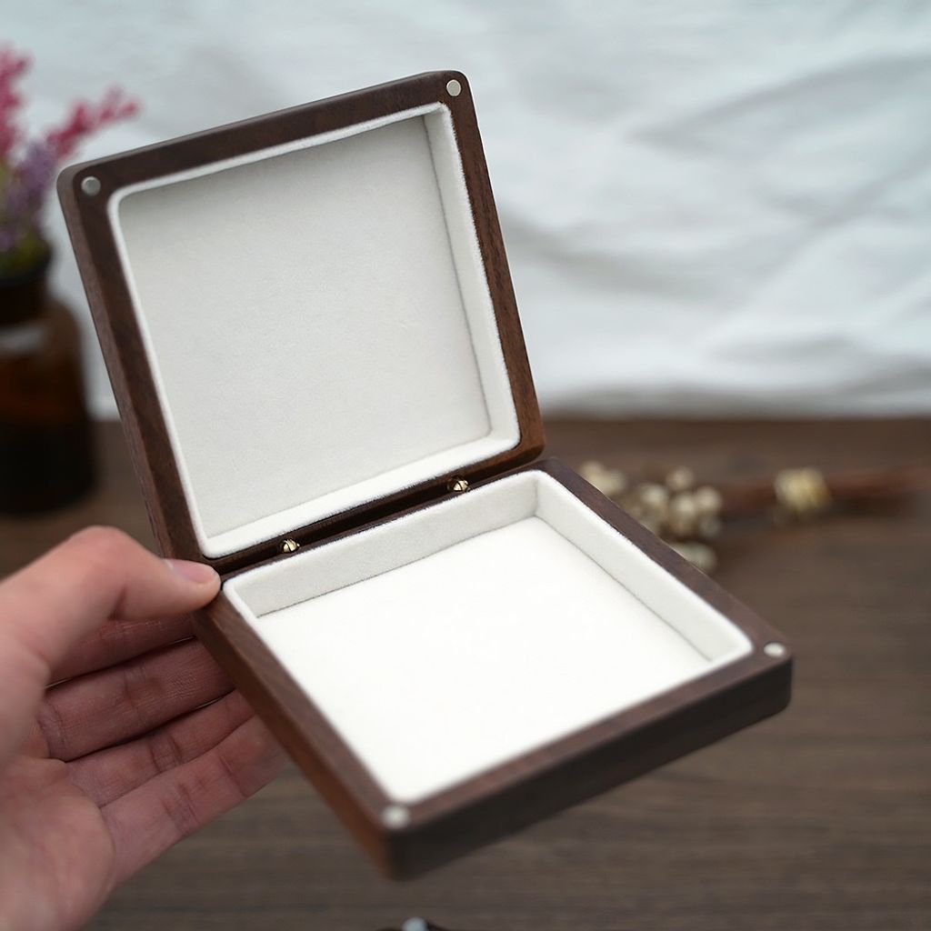 tw-11134207-7rasi-m1sqspgcndhn23
