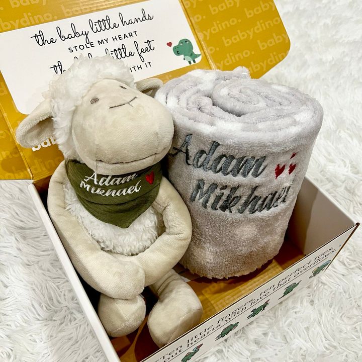 sheep green bib