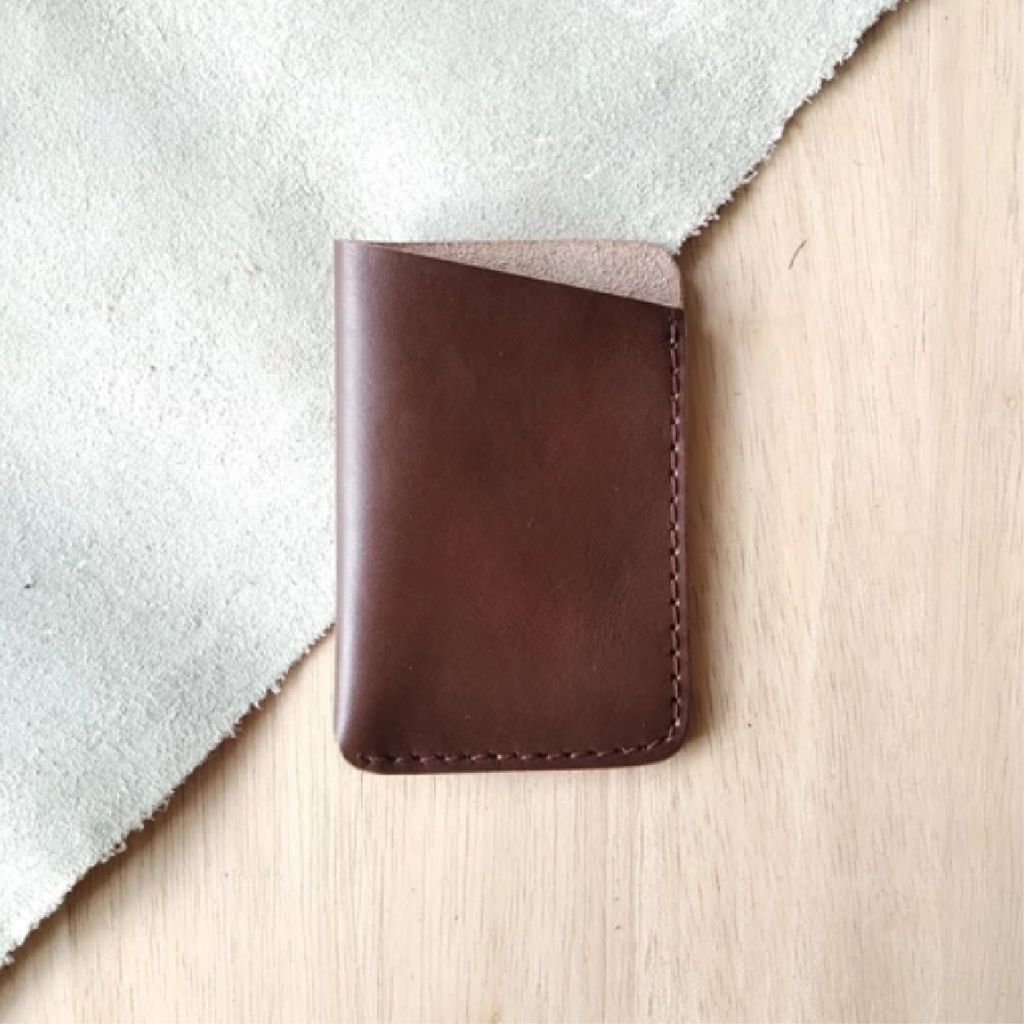 Minimalist Card Holder-05.jpg