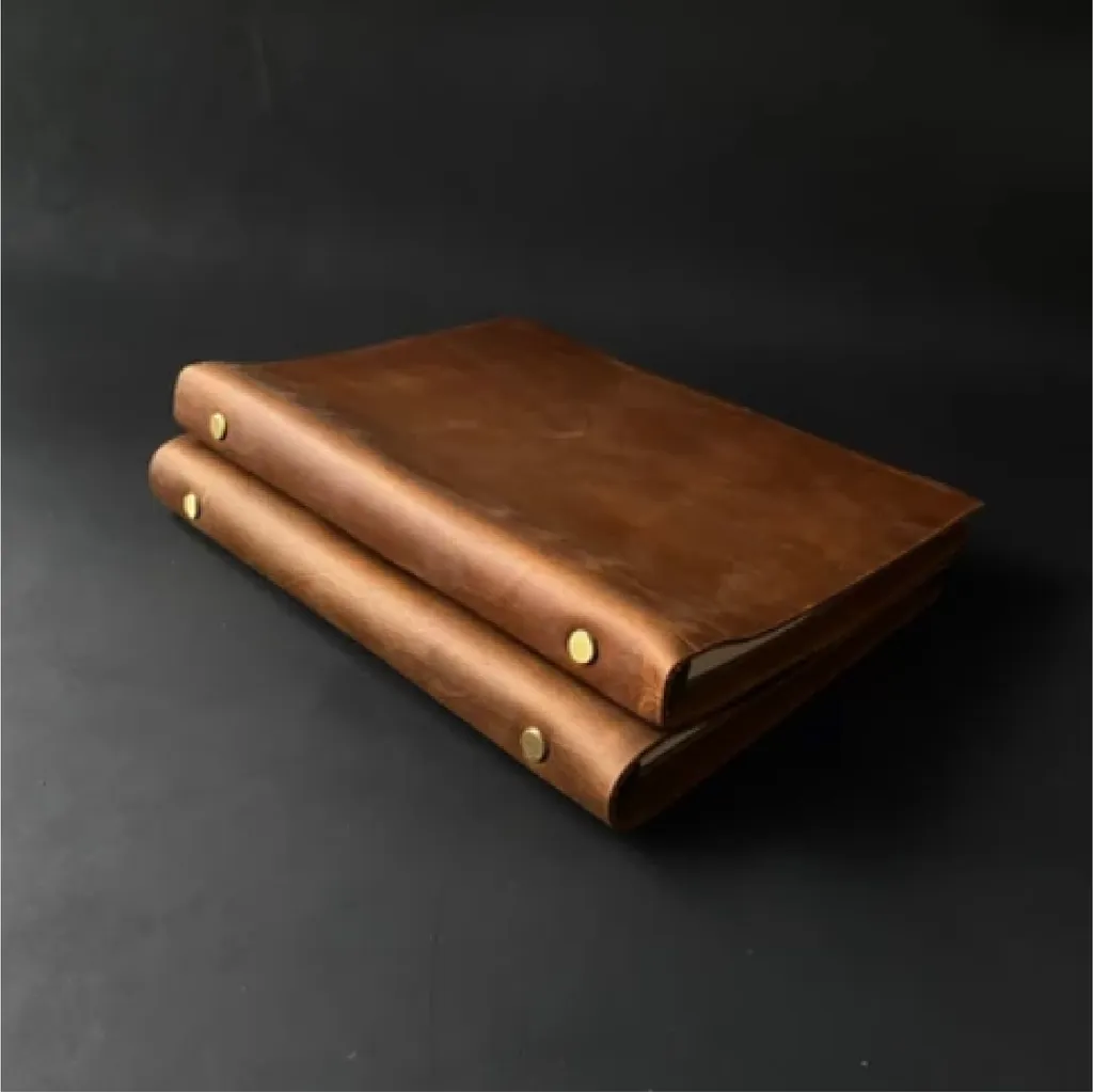 A5 Leather Journal (Ring Binder)-09.jpg