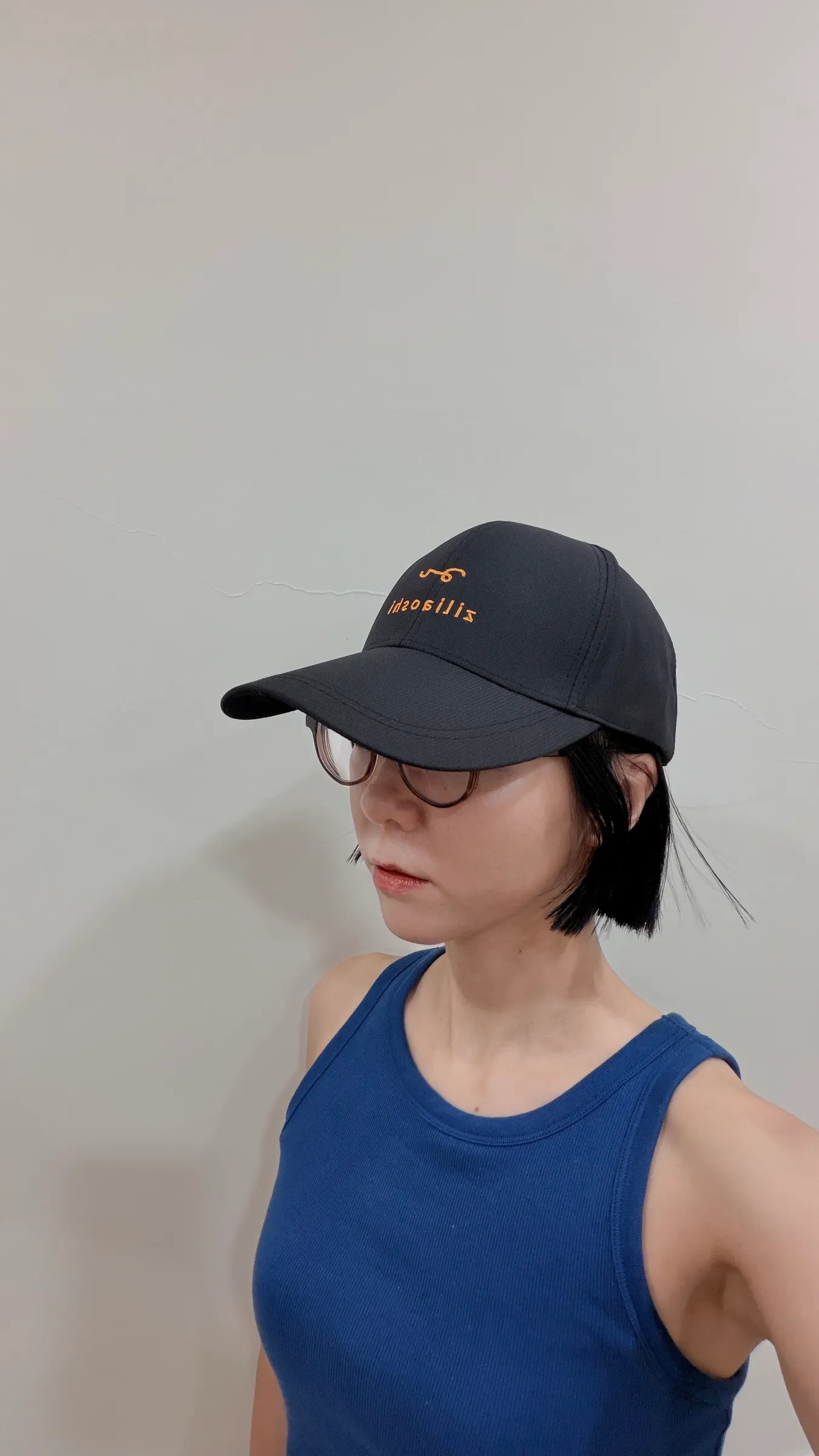 RePET® 再生紗，防潑水、透氣輕盈、不依賴石化原料。