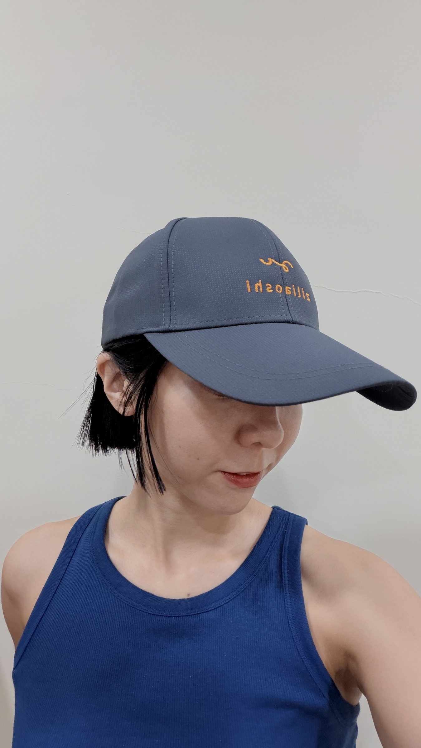 Re:Balance 平衡日常系列五色：霧黑、卡其、橄欖綠、鐵灰、酒紅。