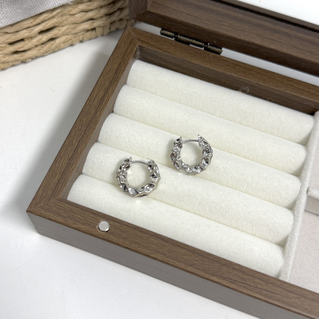 S__19030075_0