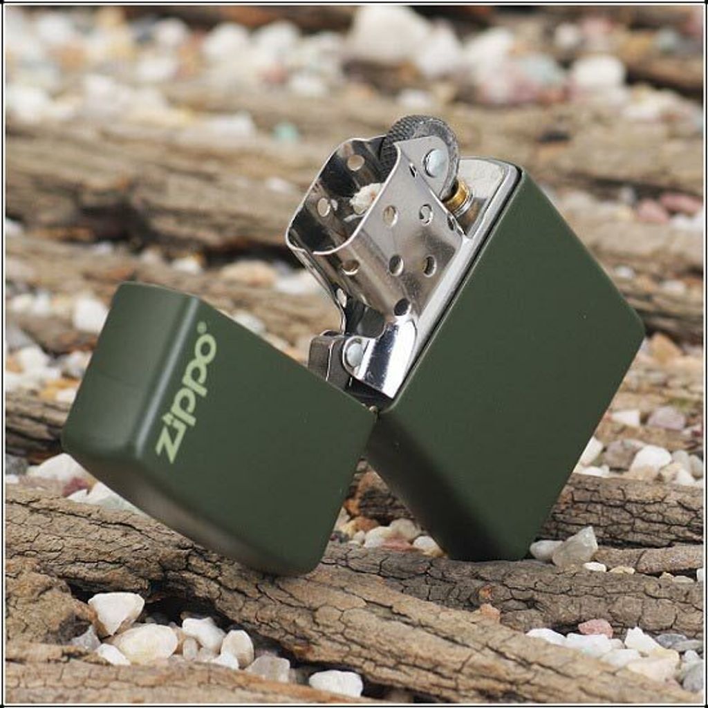 Zippo_221ZL_pic2.jpg