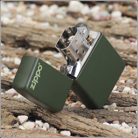 Zippo_221ZL_pic2.jpg