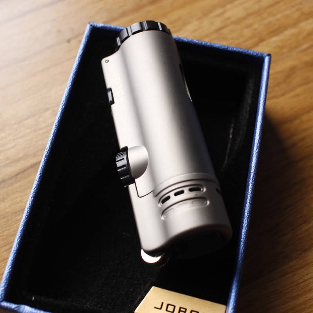 tw-11134207-7qul2-lha5l3ap91ykc8