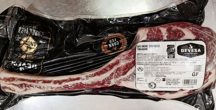 Argentina Angus Tomahawk Steak Pu Sang Ipoh.jpg