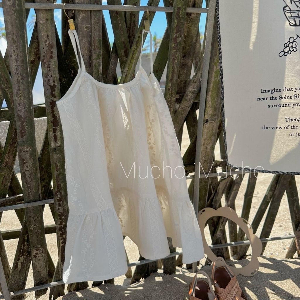 sum-dre-white0007080-130-1