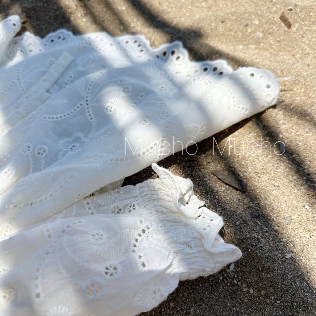 sum-top-white0008390-130-3