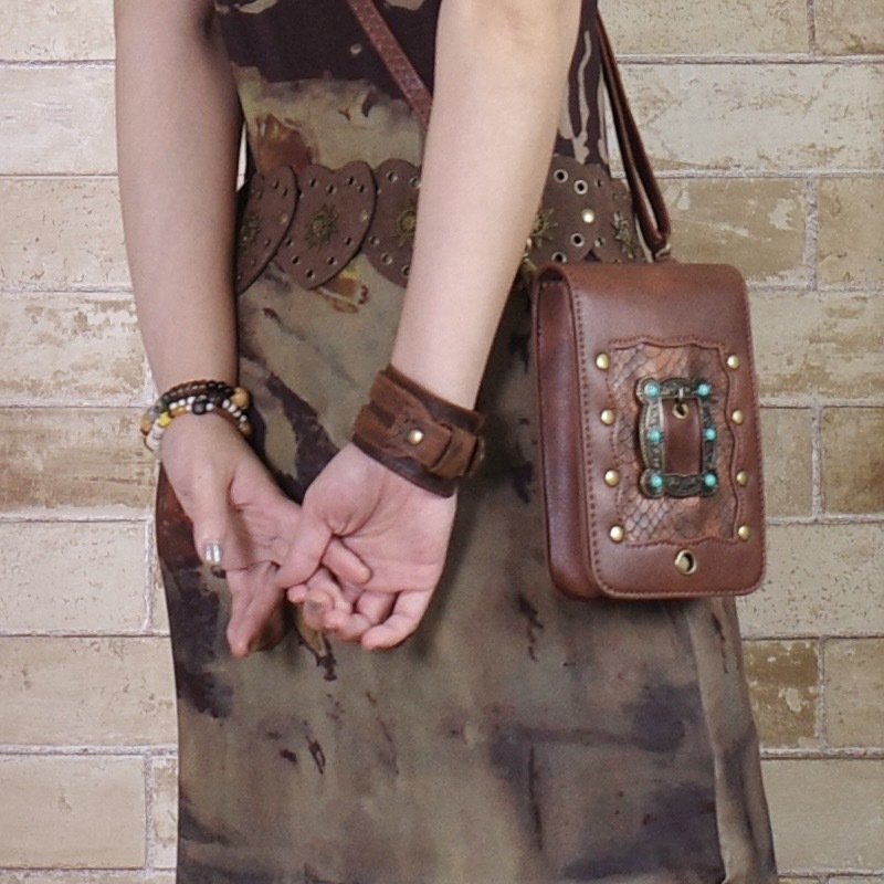 拓荒皮革寬手環7