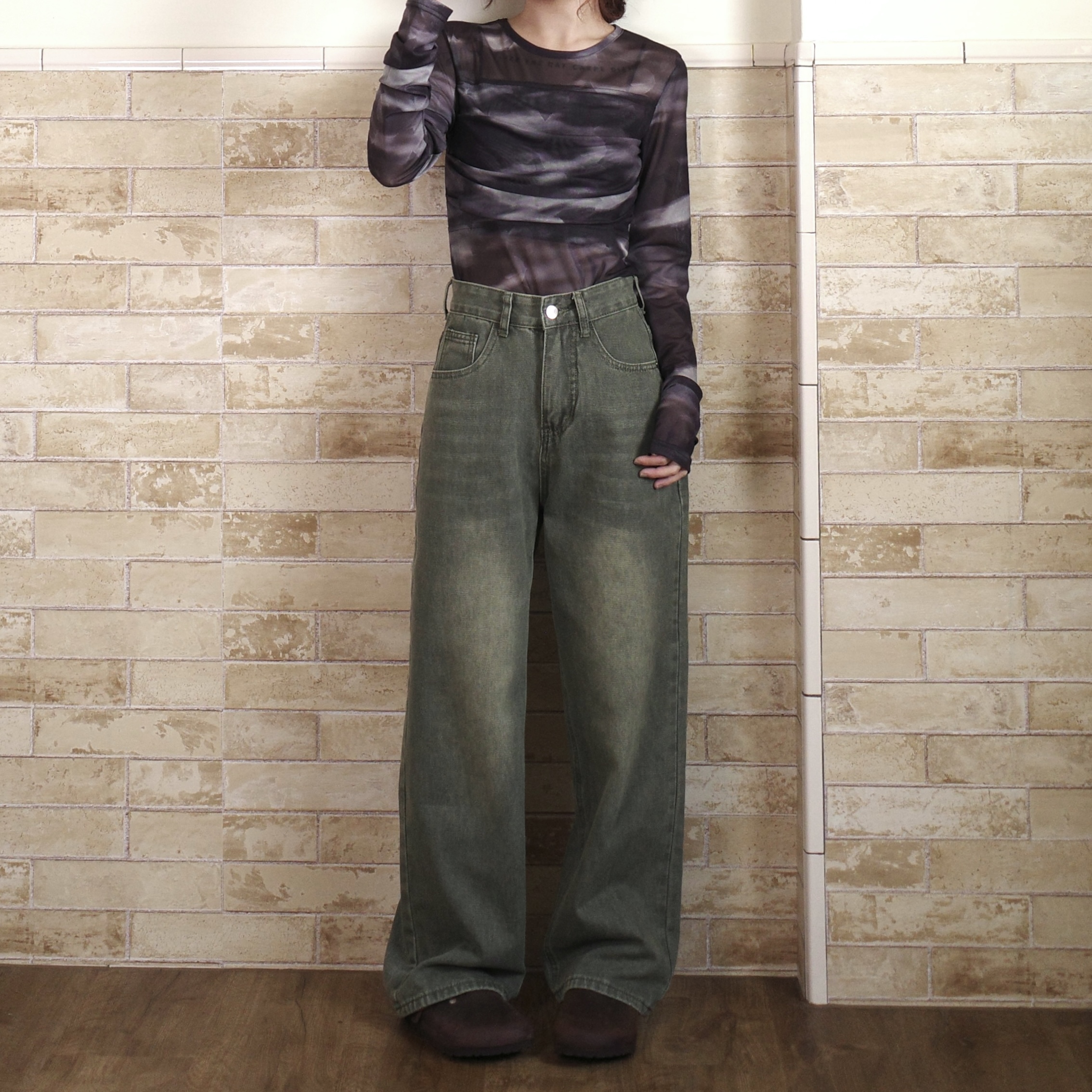 水洗復古綠直筒牛仔褲5