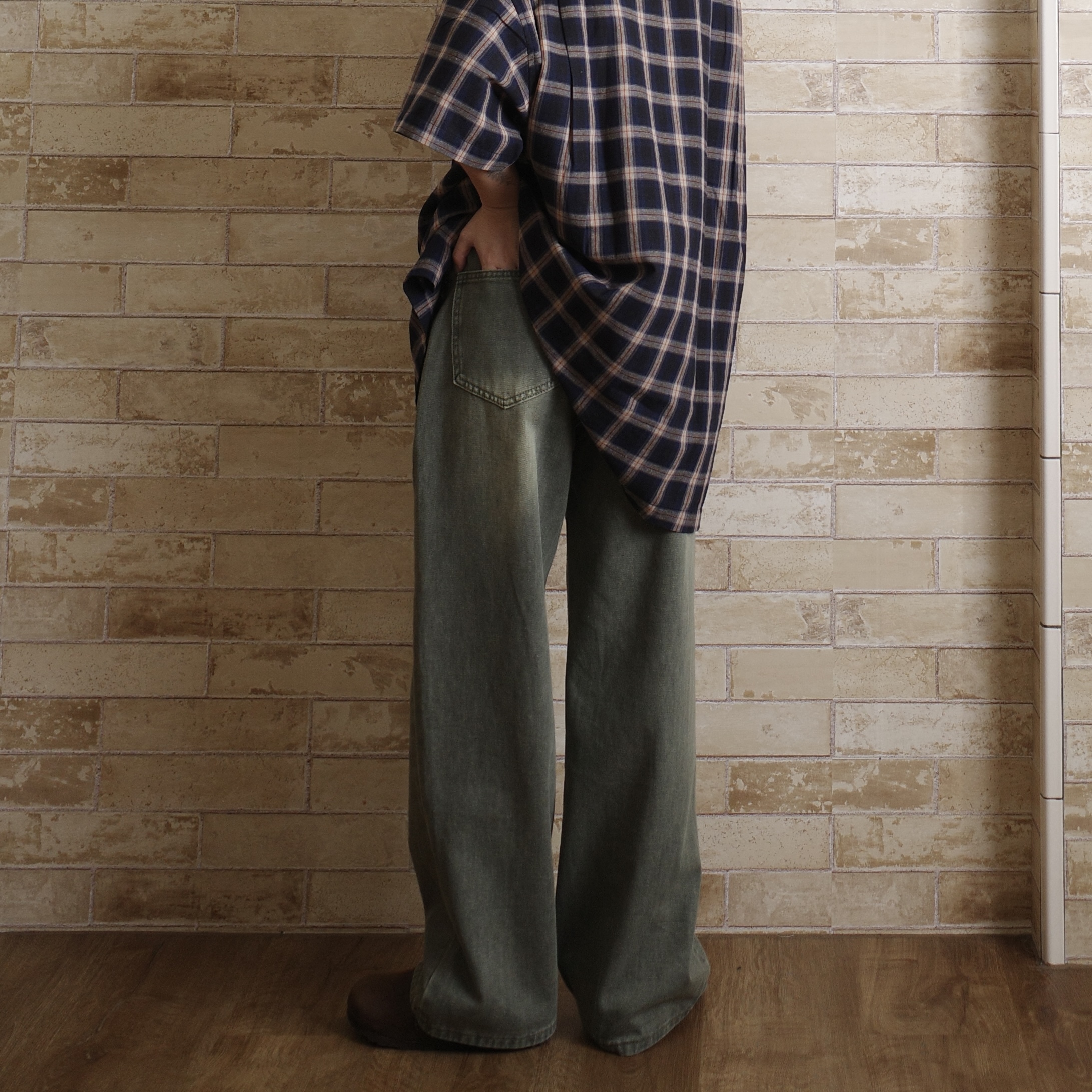 水洗復古綠直筒牛仔褲2