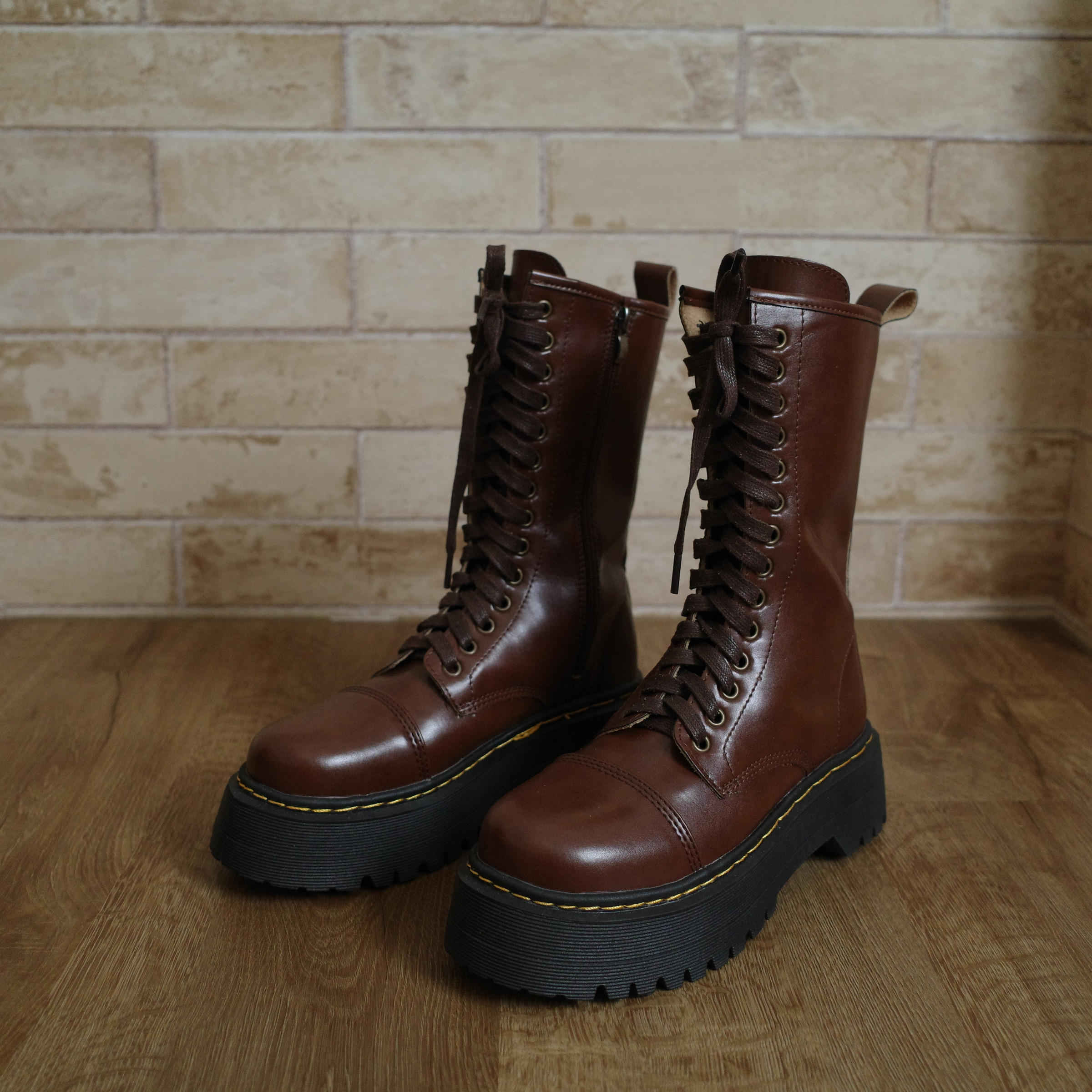 深棕中筒厚底靴6