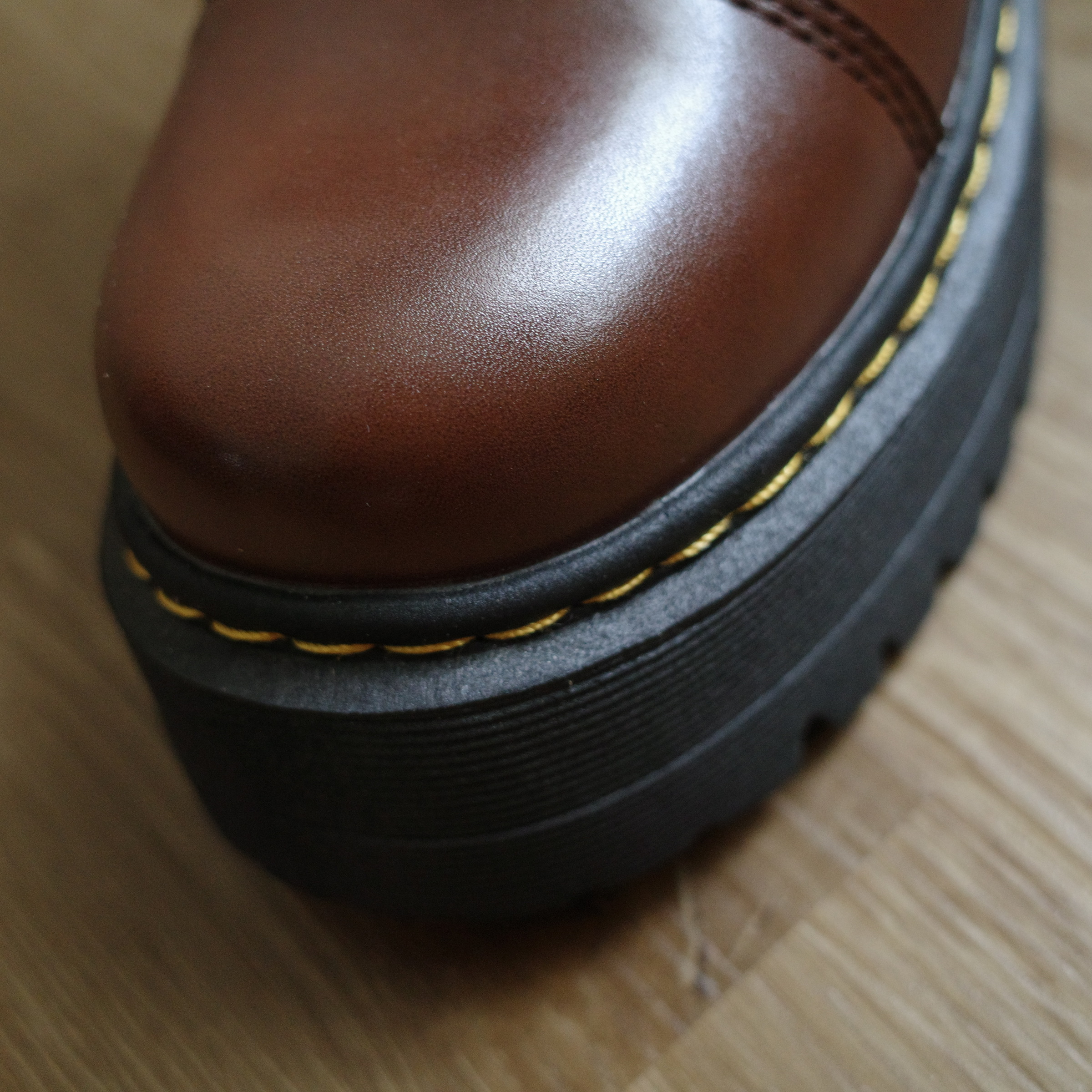 深棕中筒厚底靴7