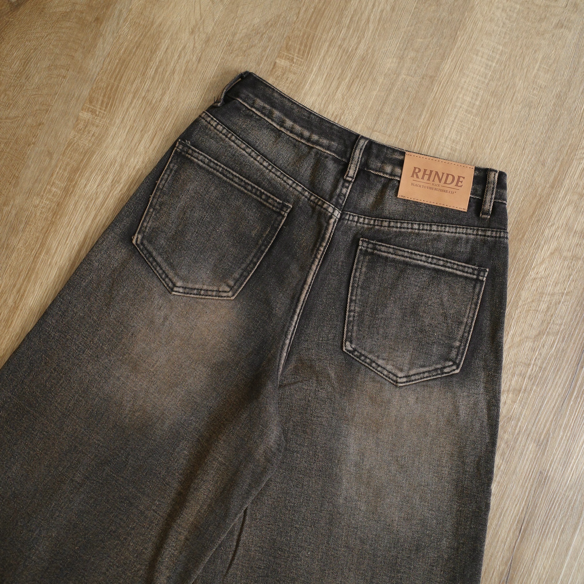 水洗棕過膝七分短褲5