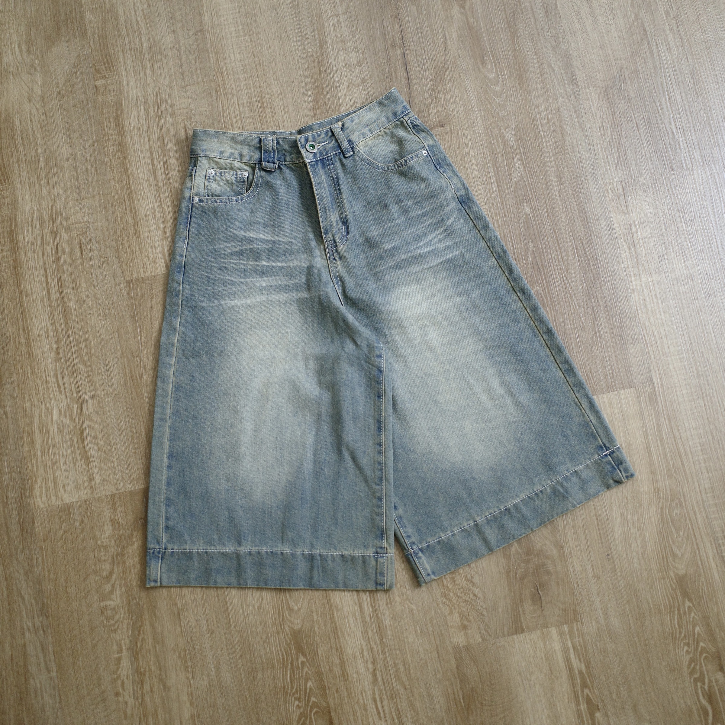 刷白淺藍牛仔七分短褲4