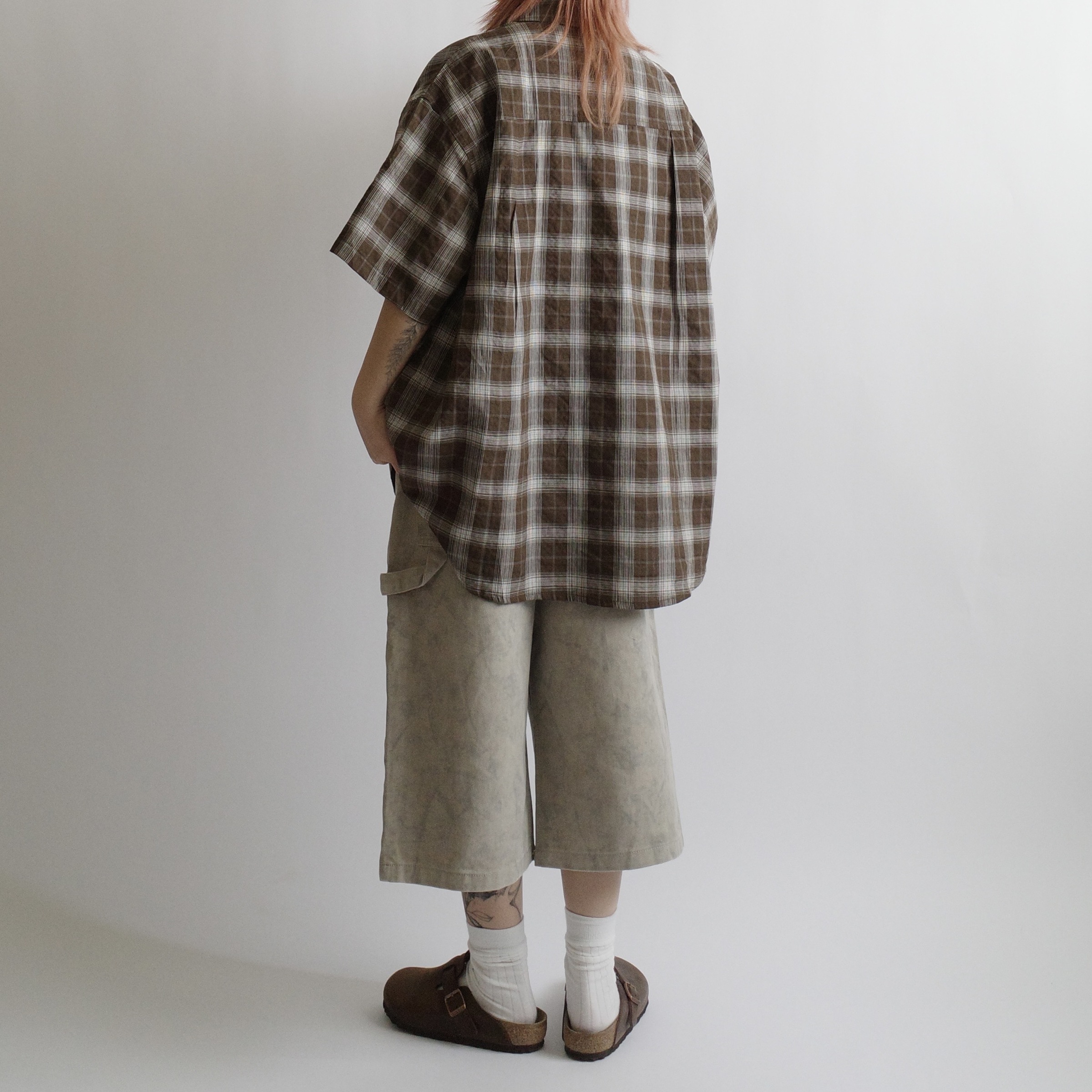 格紋非對稱口袋短襯2