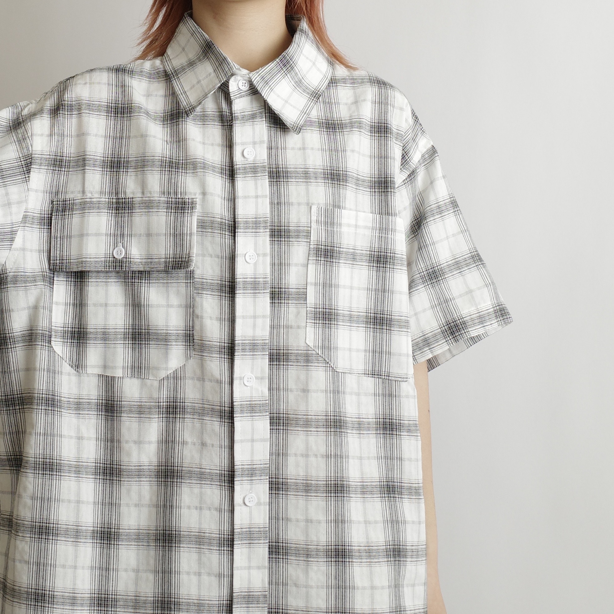 格紋非對稱口袋短襯3