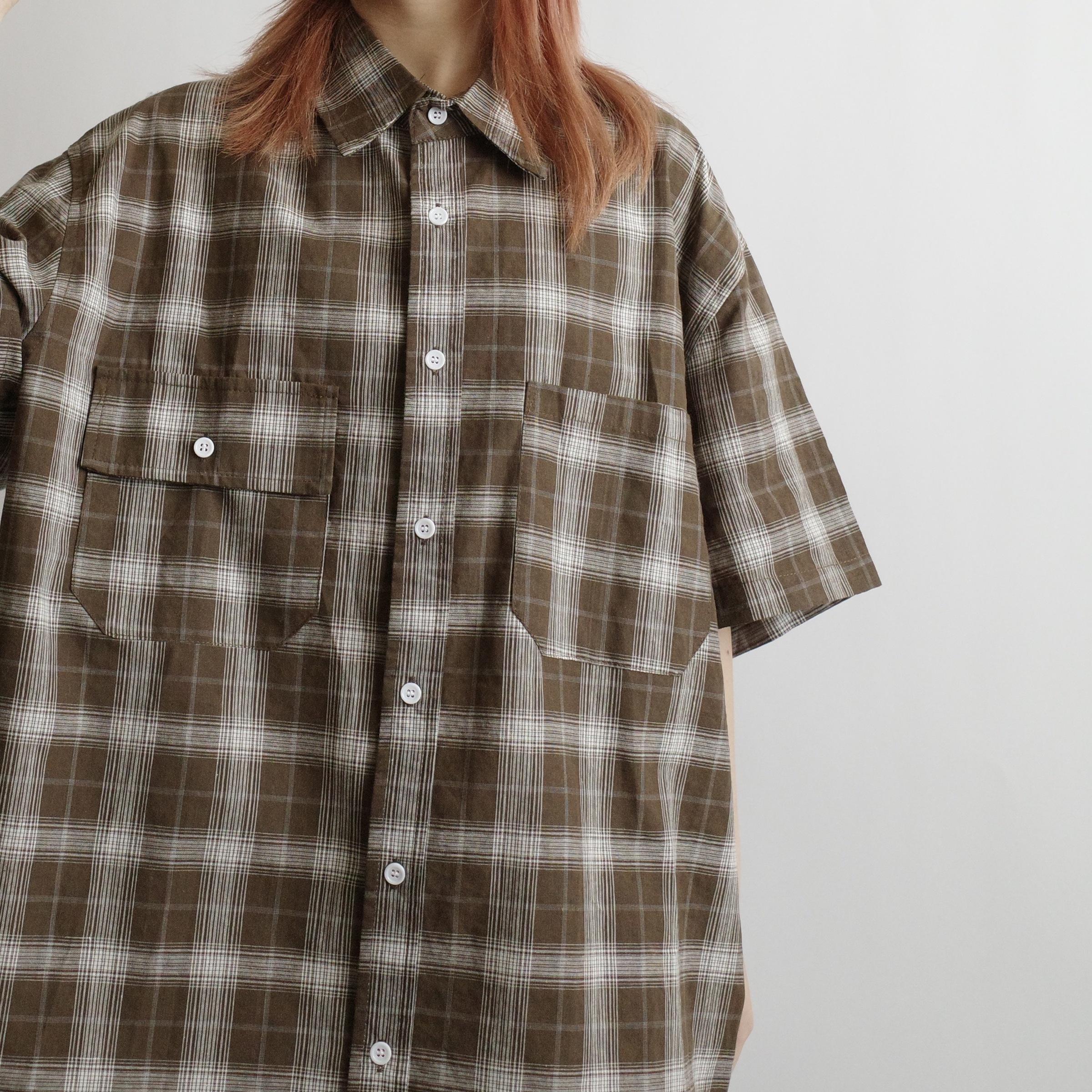 格紋非對稱口袋短襯