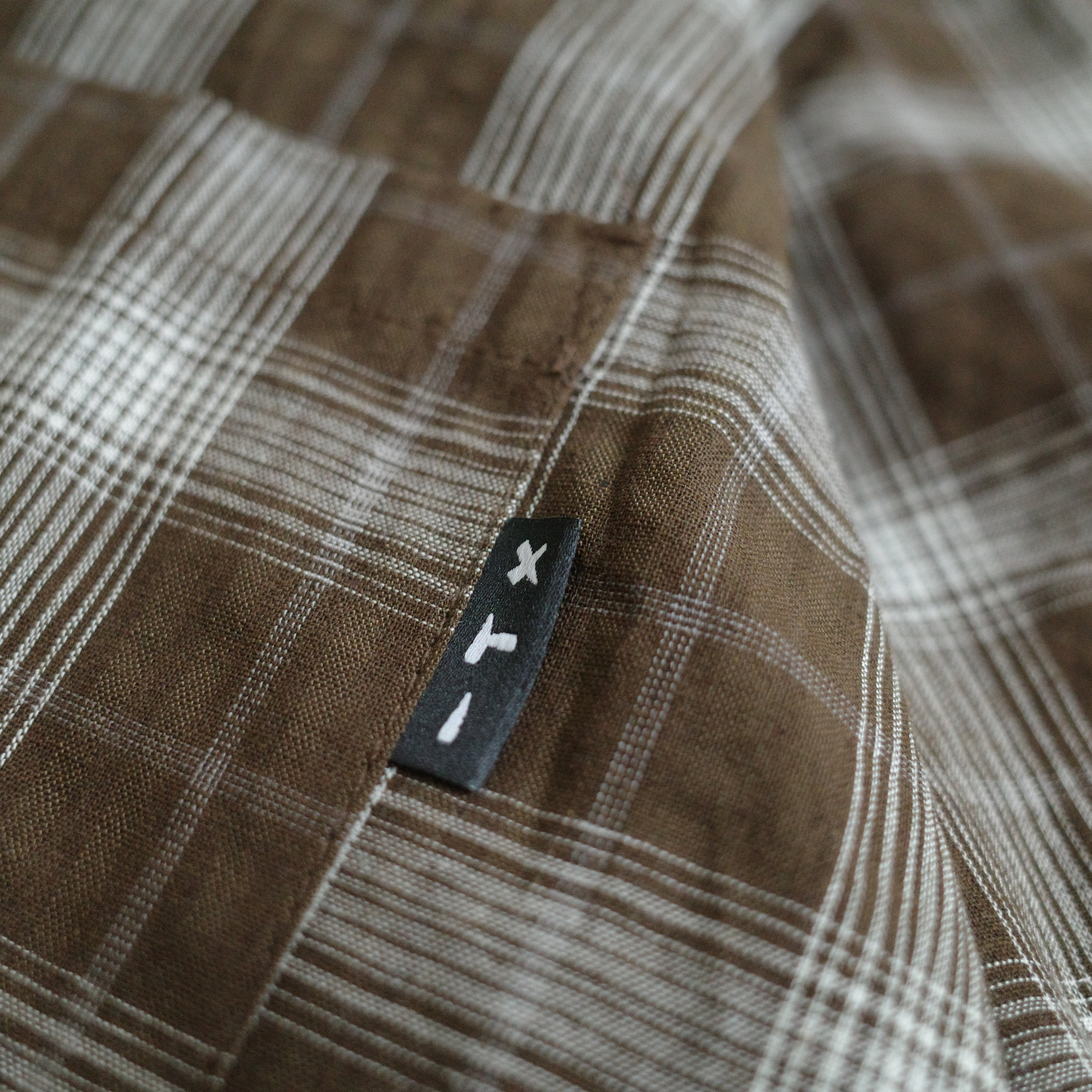 格紋非對稱口袋短襯8