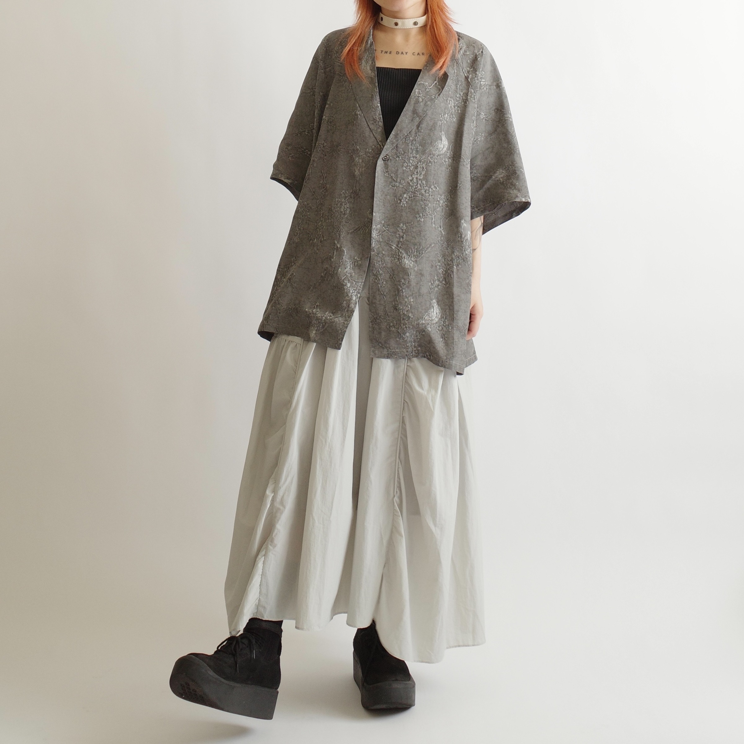 淺灰透氣尼龍傘裙