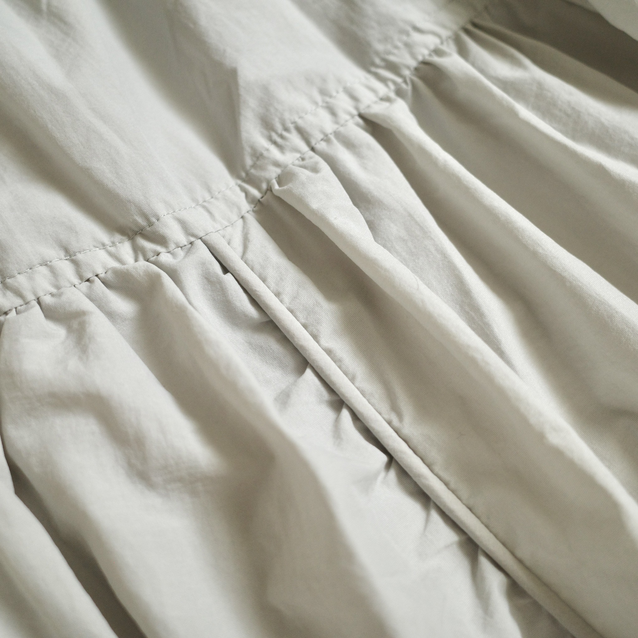 淺灰透氣尼龍傘裙4