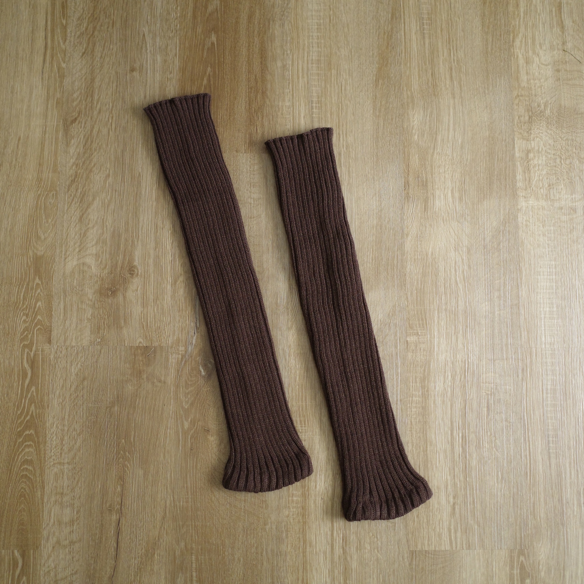 深咖厚針織堆堆長襪套2