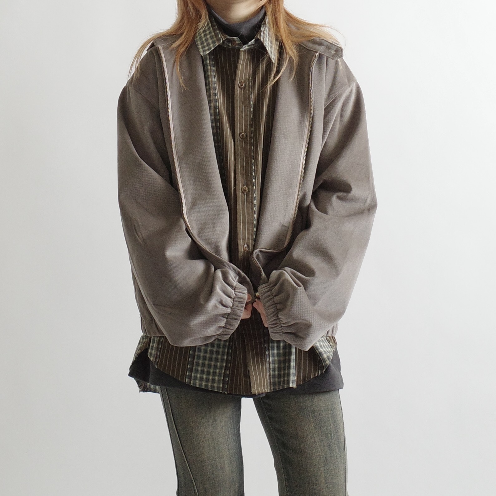 灰絨霧光防風外套3