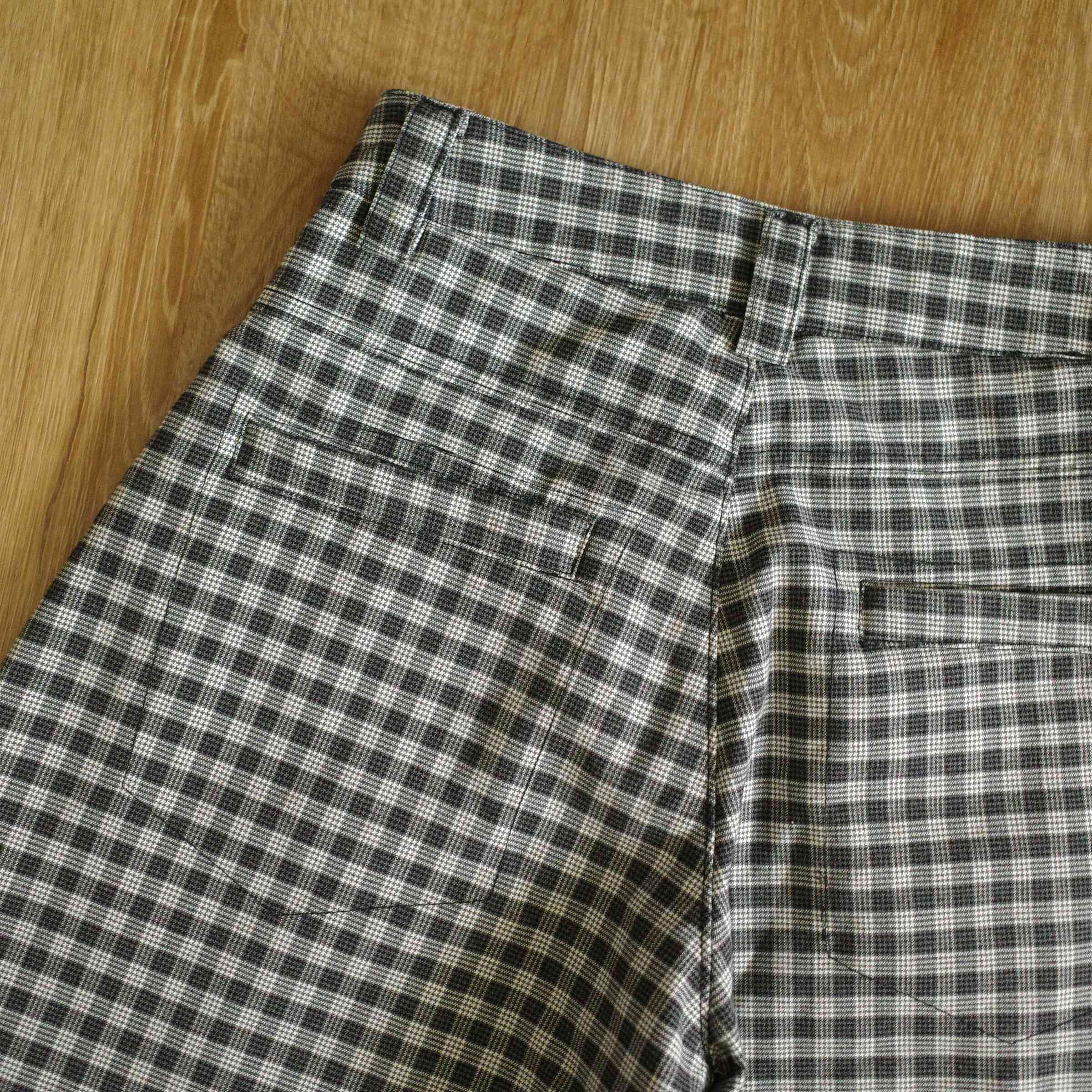 黑白格西裝彎刀褲4