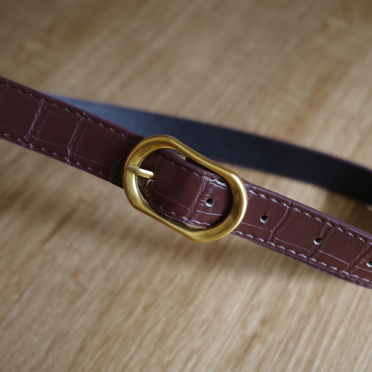 深褐石紋古金日釦皮帶1