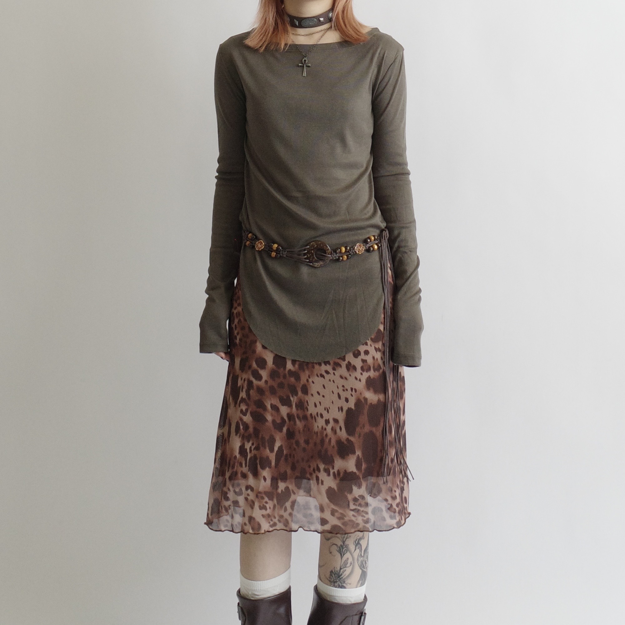 灰綠開衩正肩薄長袖