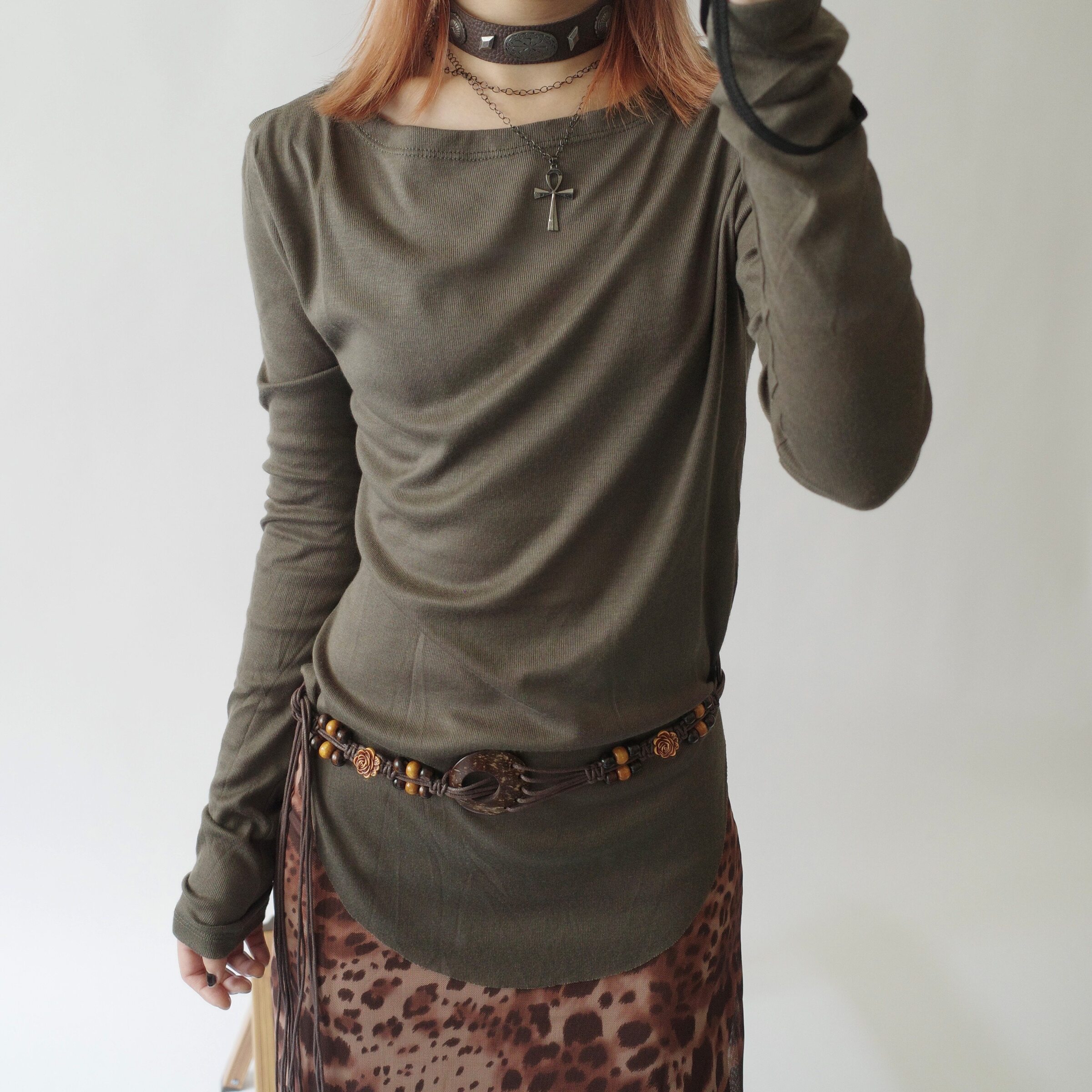 灰綠開衩正肩薄長袖3