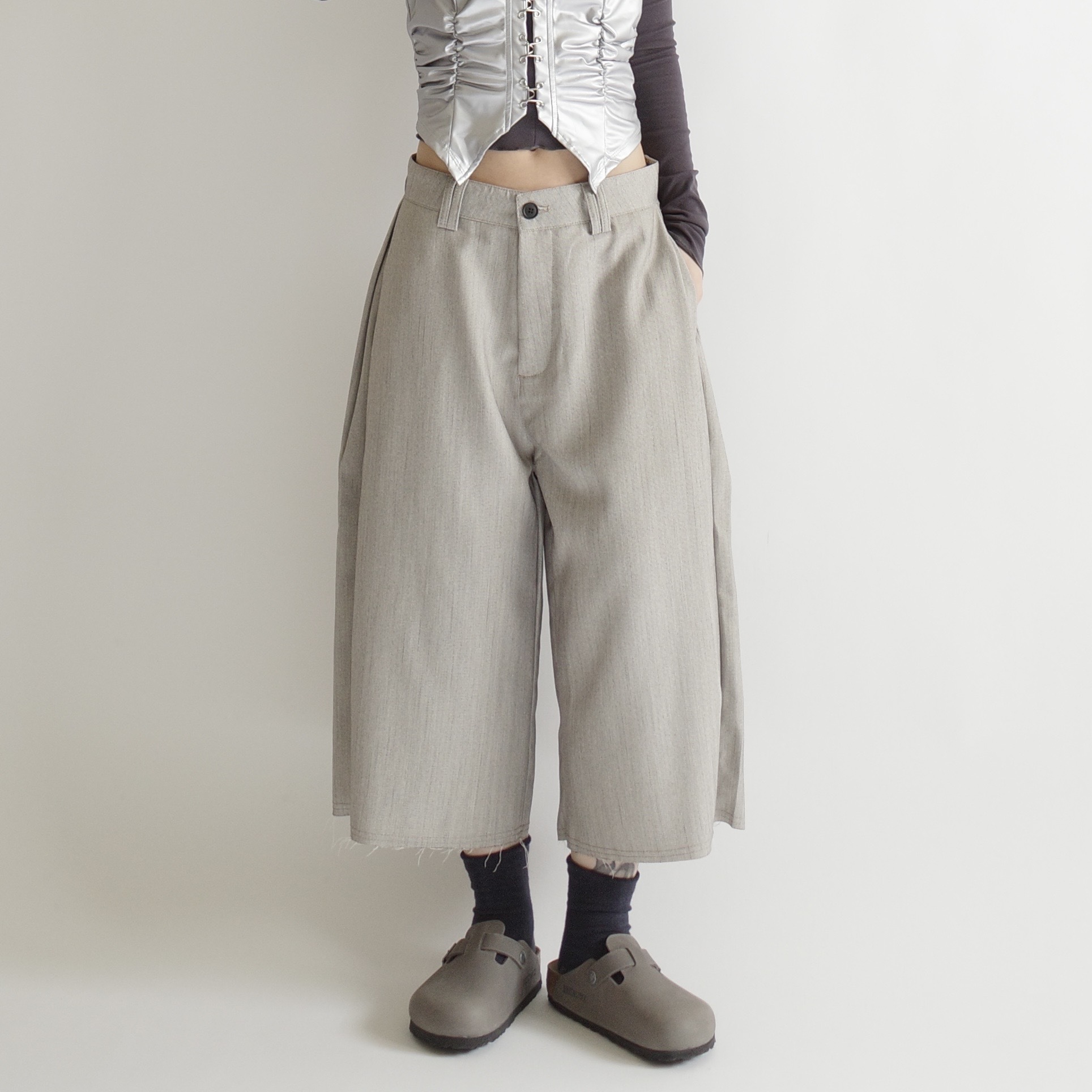 米灰直影紋薄西裝七分褲2