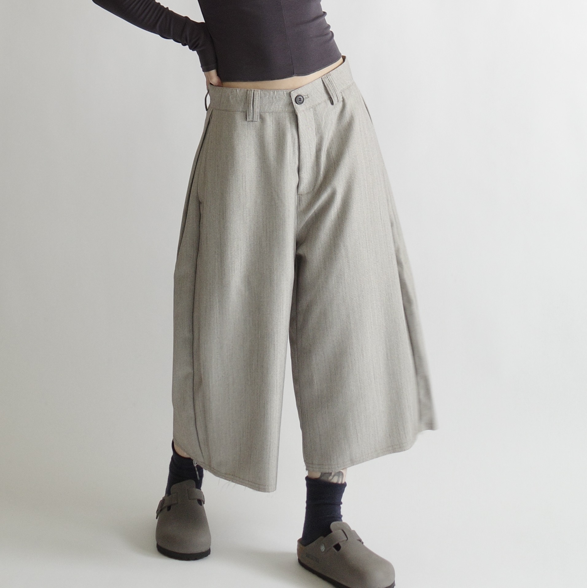 米灰直影紋薄西裝七分褲3