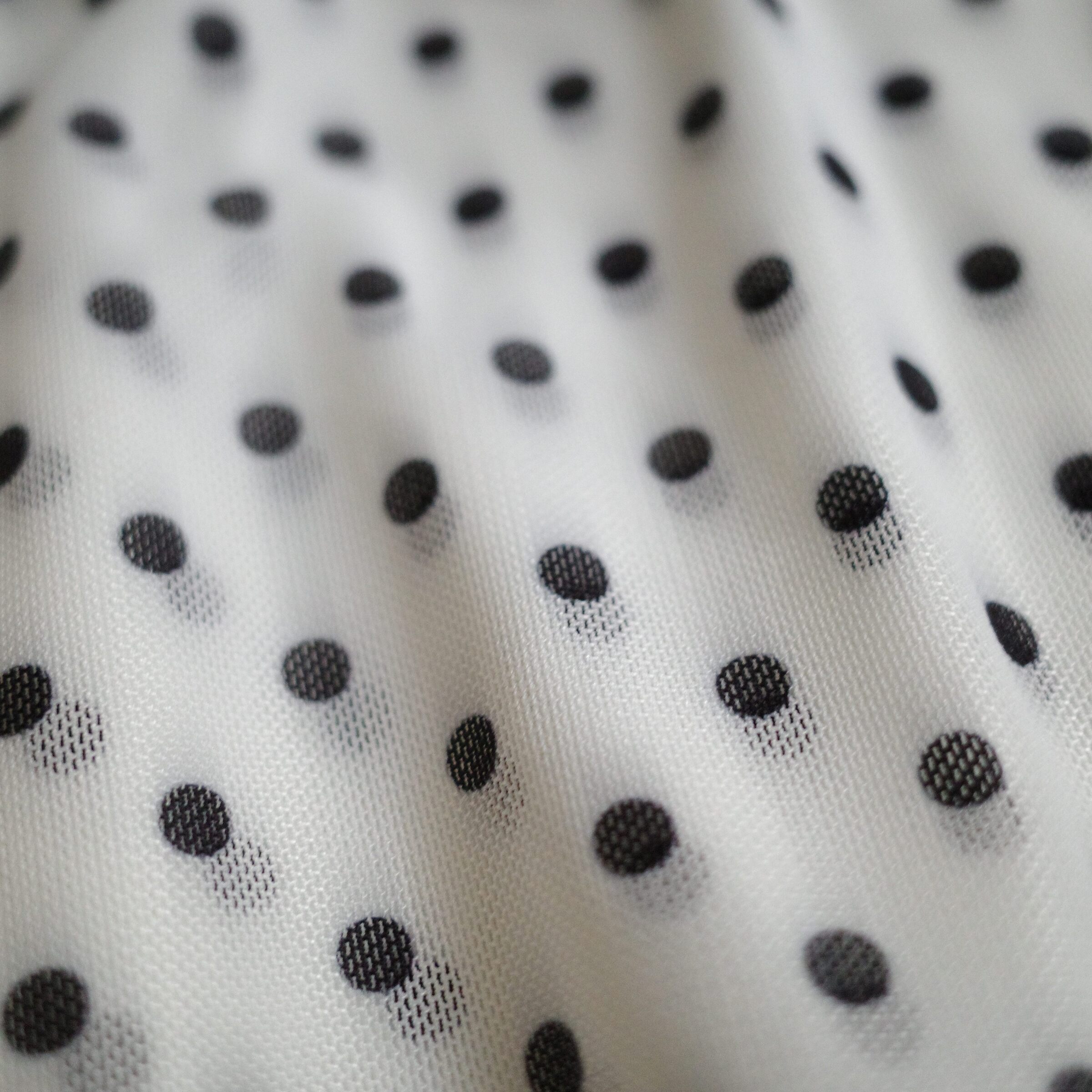 黑白波點波浪裙2