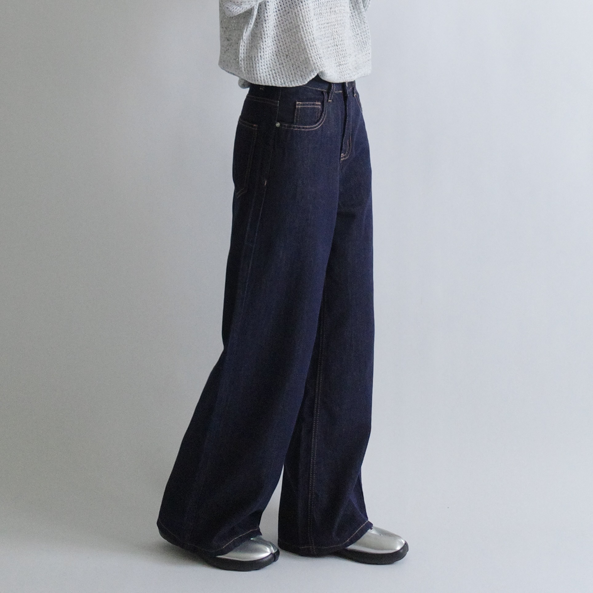 涼感薄款丹寧寬直筒褲1