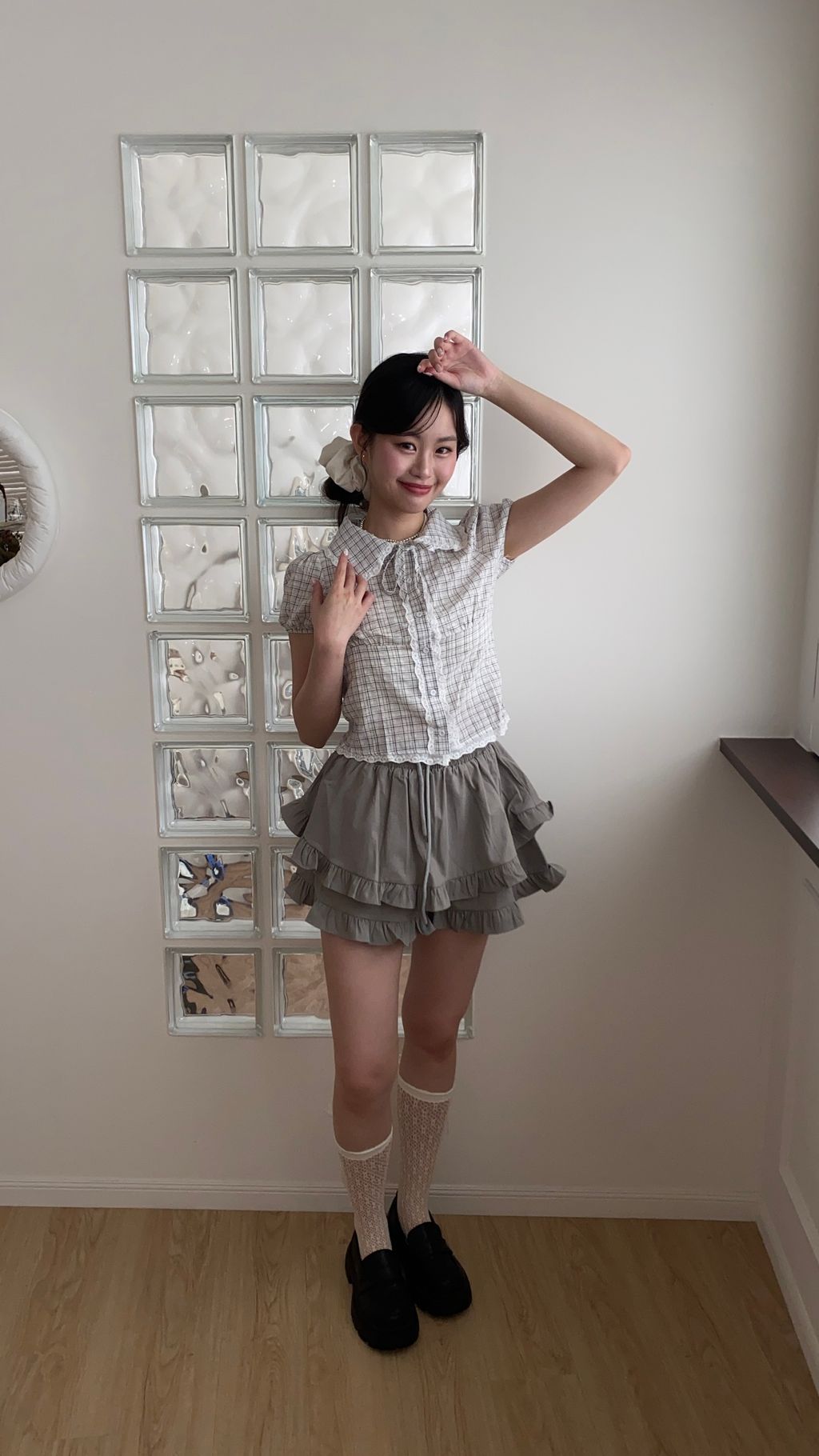 格紋蕾絲邊娃娃領襯衫6
