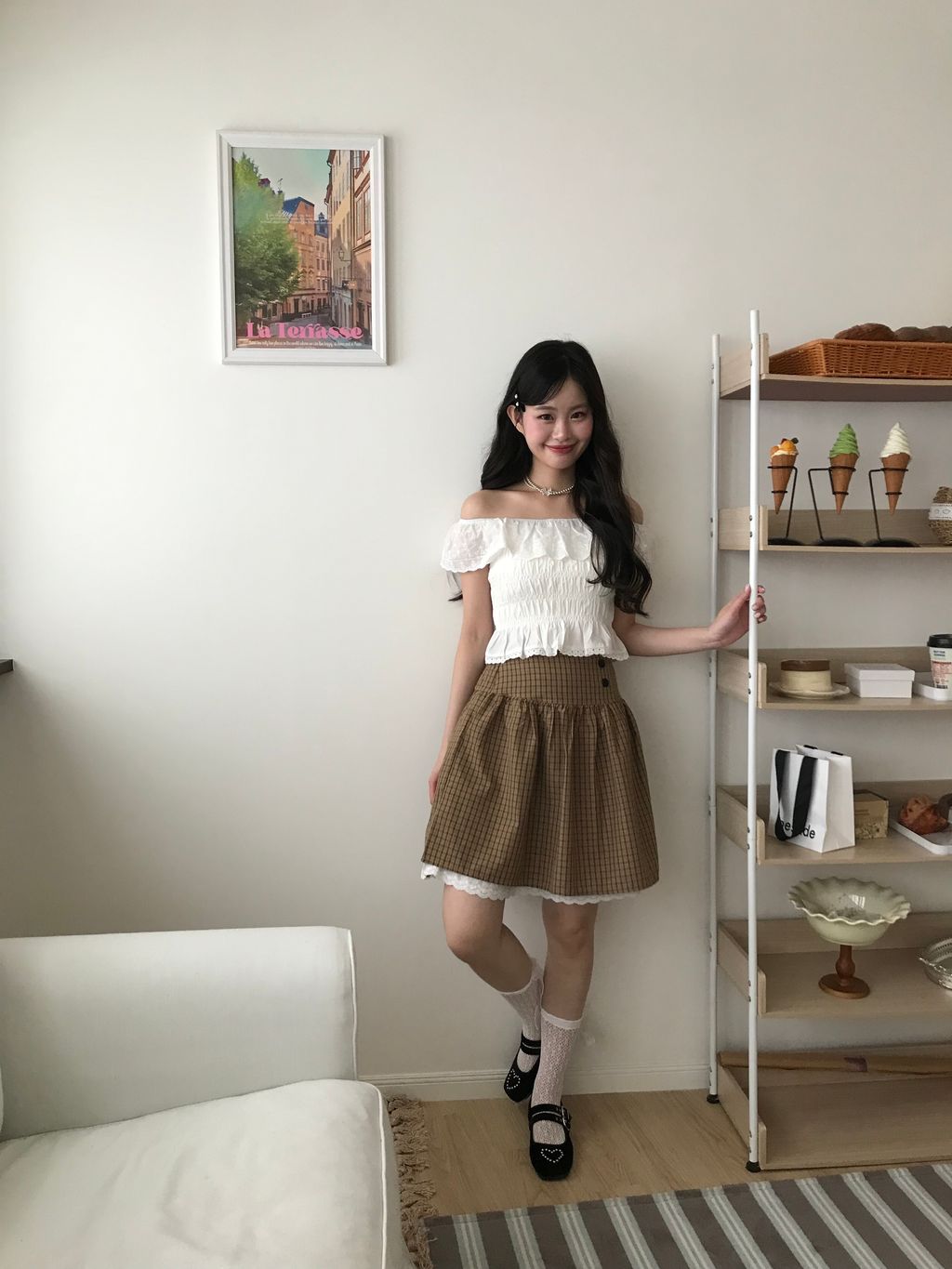 白色雕花上衣10