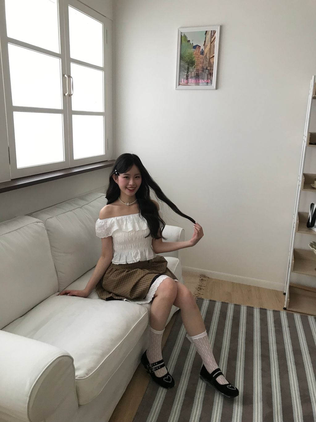 白色雕花上衣11