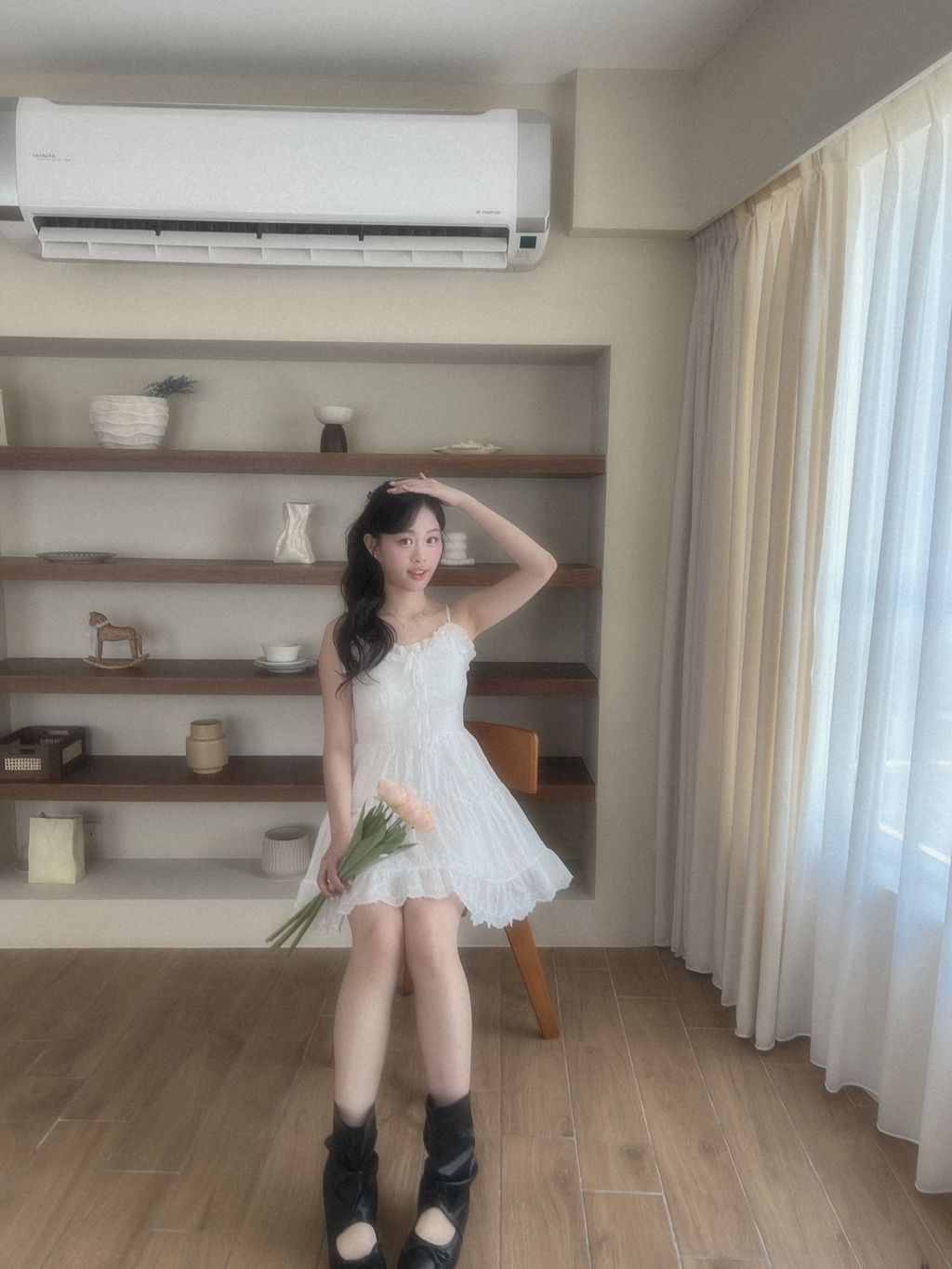 吊帶雕花洋裝2