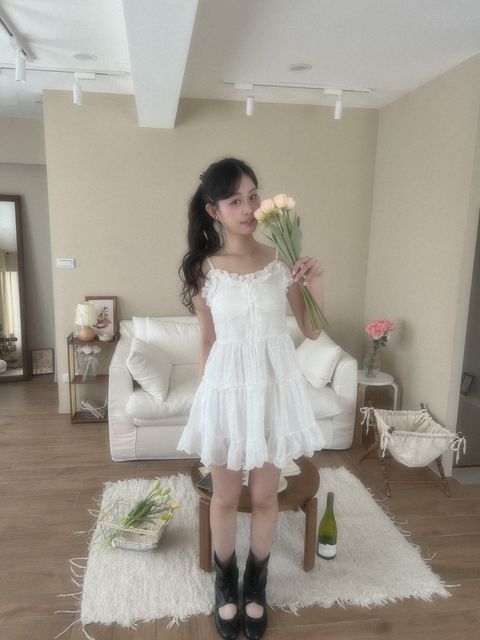 吊帶雕花洋裝8