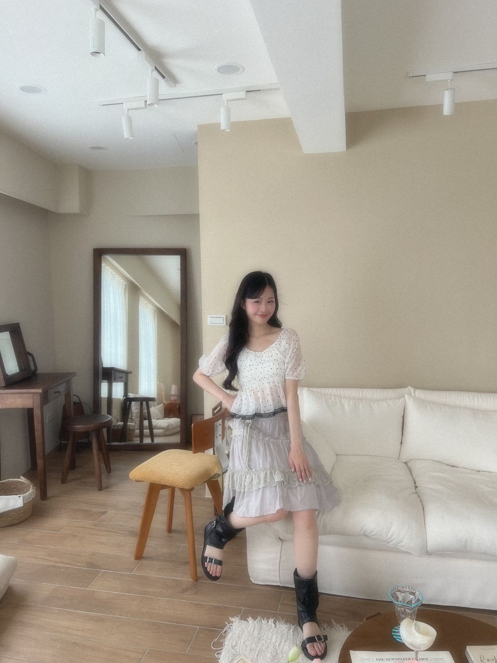 點點上衣4