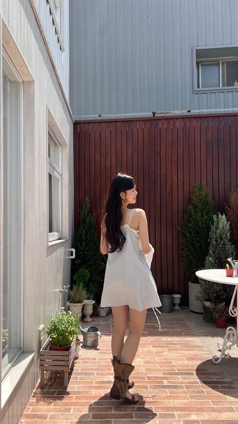 藍色吊帶洋裝1