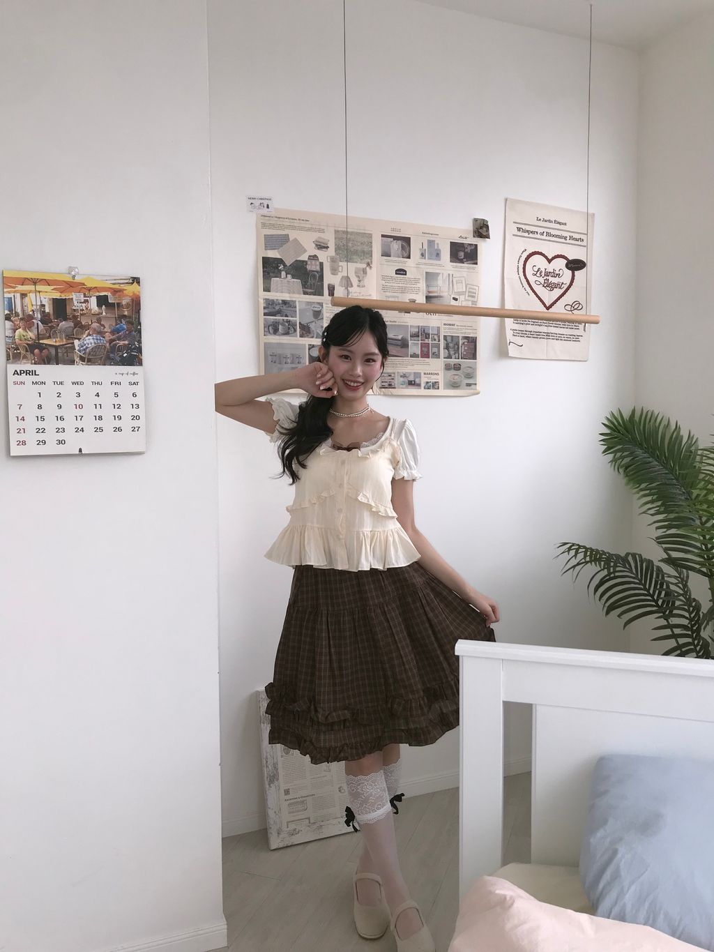 奶油色吊帶背心2