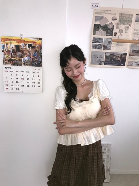奶油色吊帶背心10